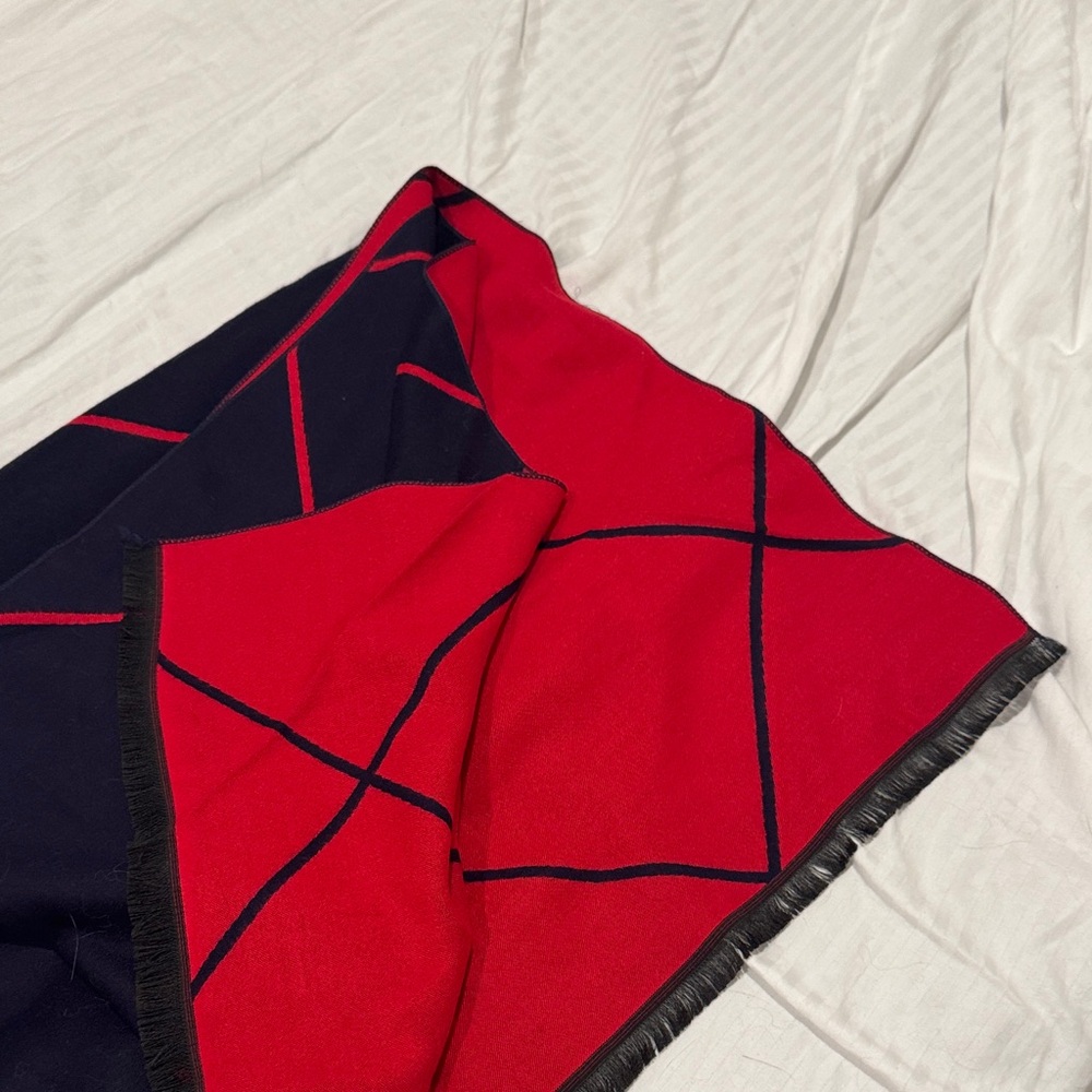 NEW MIA REIS Red and Blue Wrap Reversible/Scraf